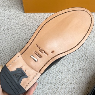 Louis Vuitton 39/45