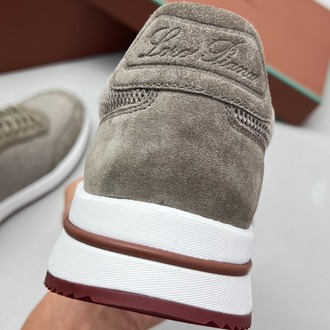 Loro Piana Weekend Walk 39-45