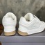 Hogan 35-44