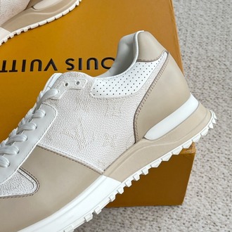 Louis Vuitton Run Away Sneaker 39-45