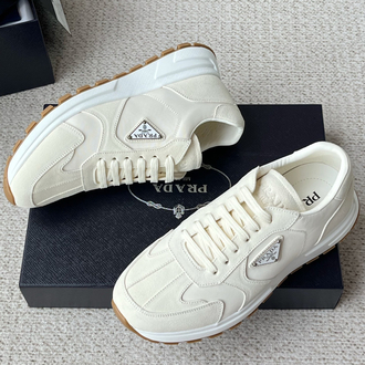 Prada 39-45