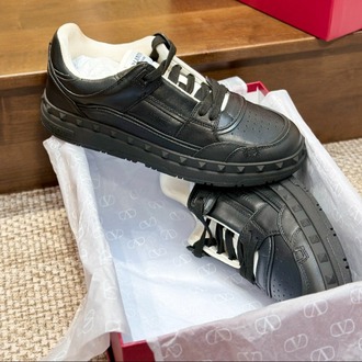 Valentino Garavani Freedots Sneakers 35-45