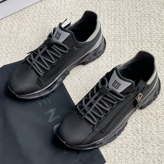 Givenchy 39/45