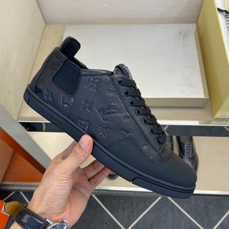 Louis Vuitton 39/45