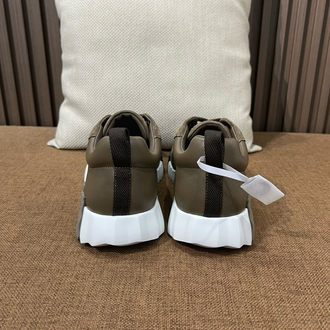 Hermes 39-45
