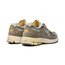 NEW BALANCE 2002R