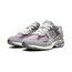 NEW BALANCE 2002R
