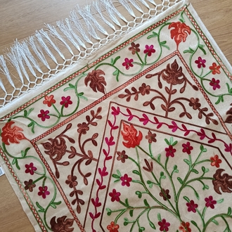 Nergis isimli Kaşmir ekonomik seccade 