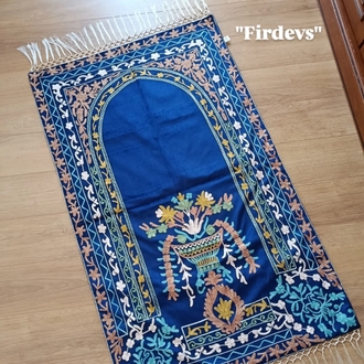 Firdevs İsimli Kadife seccade 