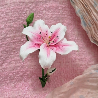 Lilyum Brooch(Broş)