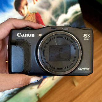 Canon Powershot SX710 HS | Soho camera