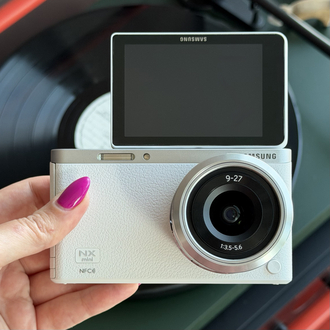 Samsung NX Mini ( Kutulu )