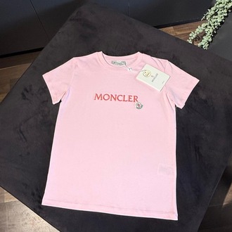 MONCLER işlemeli pembe tshirt