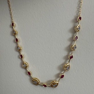 14k Vip Element Bordo Taşlı Kolye
