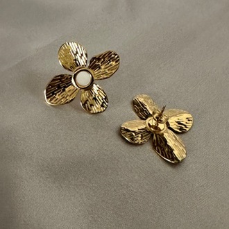 Çelik gold küpe