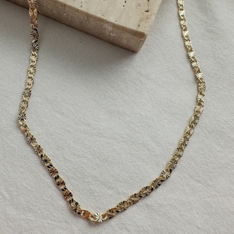 Xuping 14 k gold renginde desenli kolye