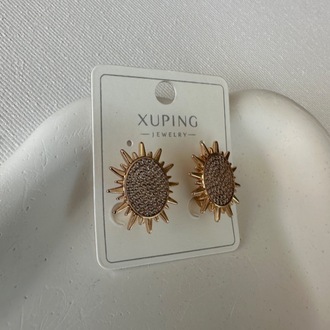 Xuping 18 k renginde taşlı güneş küpe