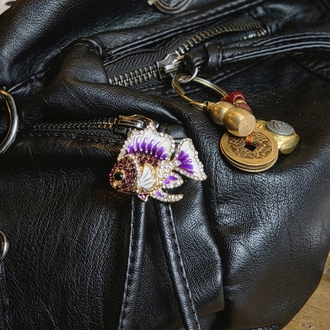 Mor Beta Brooch