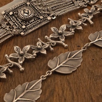 Bellychainz