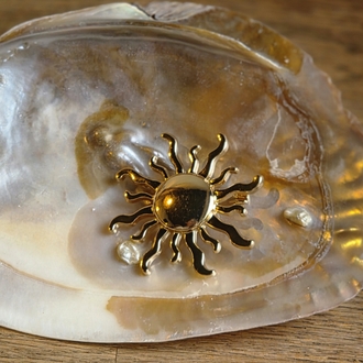 Sun Brooch 
