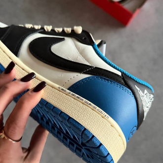 Nike Air Jordan 1 Low Fragment Design x Travis Scott (Dar Kalıp 1 Numara Büyük Alınız)