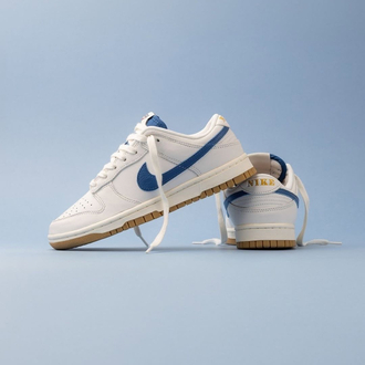 Dunk Low SE Sail Dark Marina Blue