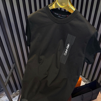 •CALVIN KLEIN T-SHIRT