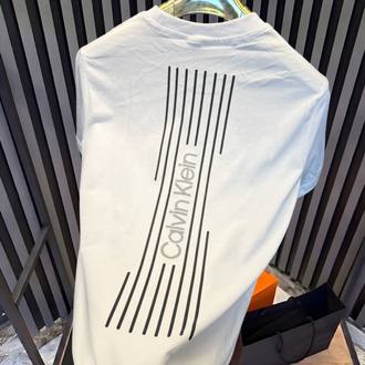 •CALVIN KLEIN T-SHIRT