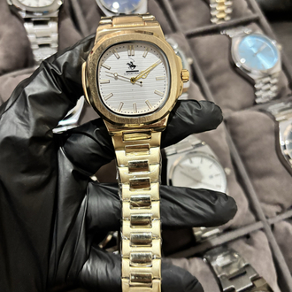 Polo Nautilus Esintisi: Gold Kasa & Çizgili Beyaz Kadran