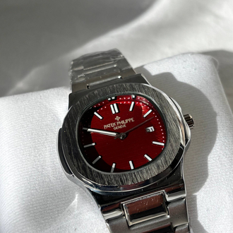 Patek Philippe Geneve Red serious 