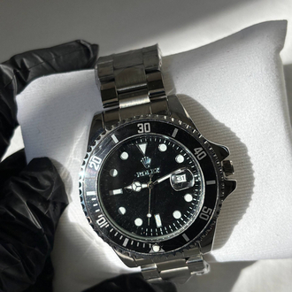 Rolex Submariner Date: Black Sunray Edition