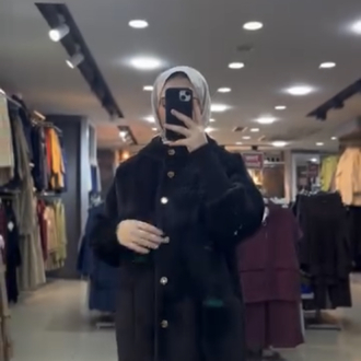 Kapşonlu angora kaban