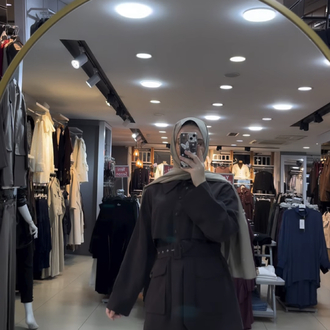 Yeni sezon pantolonlu takım