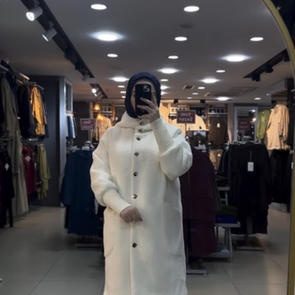 Kapşonlu angora kaban