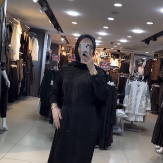 Selinada özel tasarım elbise