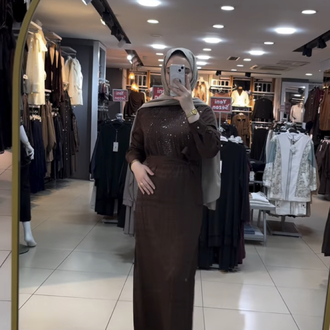 Selinada özel tasarım elbise