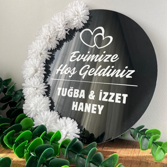 Çiçekli Siyah Kapı Süsü