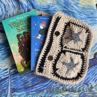 Folklore Temalı Kitap Kılıfı