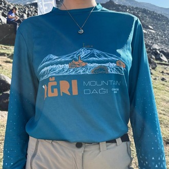 Ağrı Dağı Zirve Özel Tasarım Uzun Kollu T-Shirt