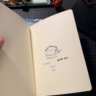 Akis