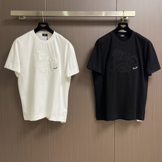 Fendi Sponge Appliqué Crew Neck Short-Sleeve T-Shirt