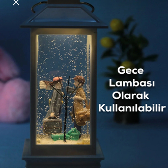 Büyük Boy Gece Lambası Kar Küresi Püskürtmeli Işıklı Pilli Kış Masalı 