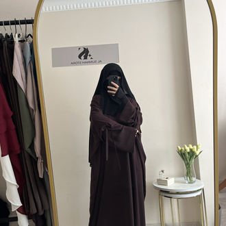 Spor model Abaya