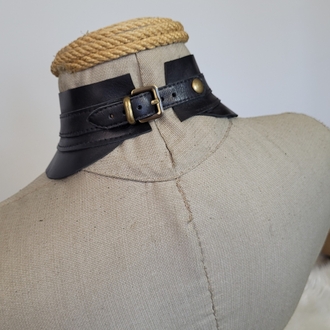 siyah deri choker 