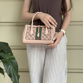 Gucci el çantası