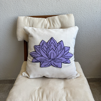 Lotus Çiçeği Yastık Kılıfı