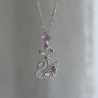 çelik swarovski kuğu model silver kolye