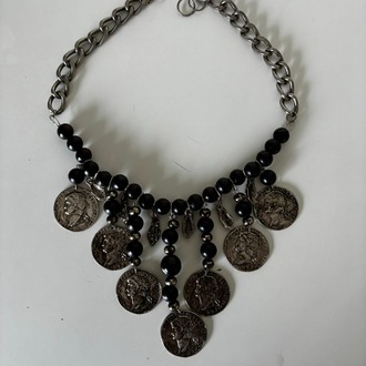 Obsidian Empire – Vintage Statement Kolye