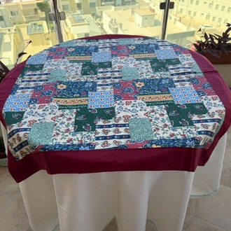 Patchwork Harmony - 82*82 cm Runner