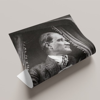 Trendeki Atatürk Posteri